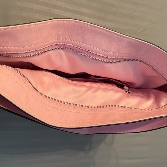 EUC Coach Handbag - Picture 8 of 10